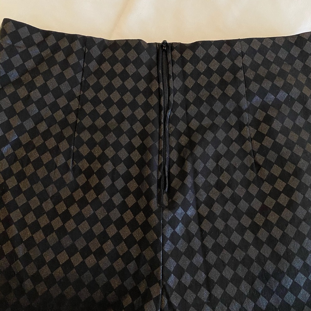 Black Patterned Shorts - Picture 4 of 4